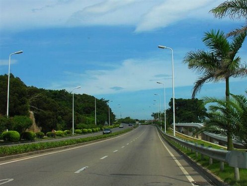 五彩公路環(huán)島路
