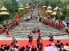 千年瑤寨、湟川三峽、連州地下河休閑二天游